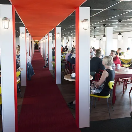 Hotel Botel 3*