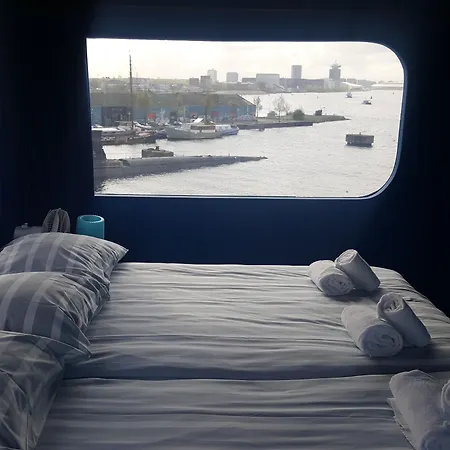 Botel Ξενοδοχείο