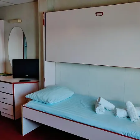Botel
